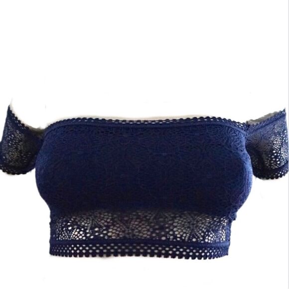 Victoria's Secret Other - Victoria’s Secret Lace Bandeau
Bralette Off Shoulder top. Size small petite